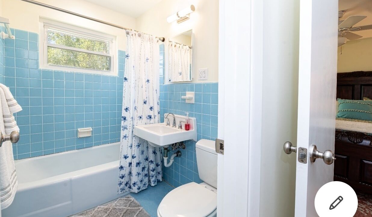 Photo of Bathroom in Panama City