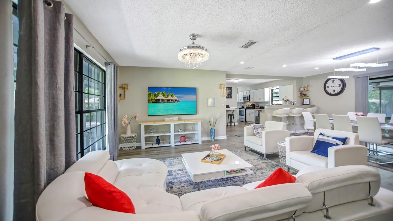 Photo of Livingroom in Orange Park