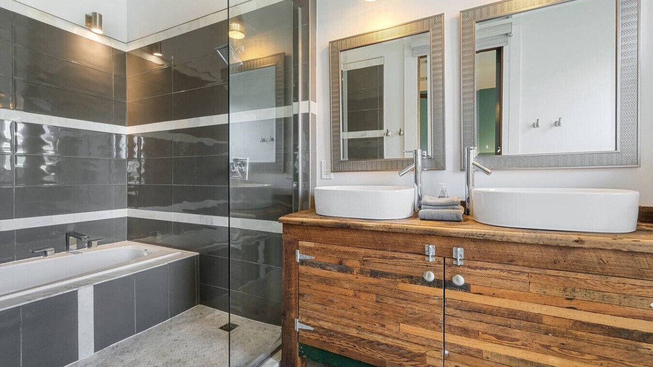 Photo of Bathroom in Faubourg Lafayette