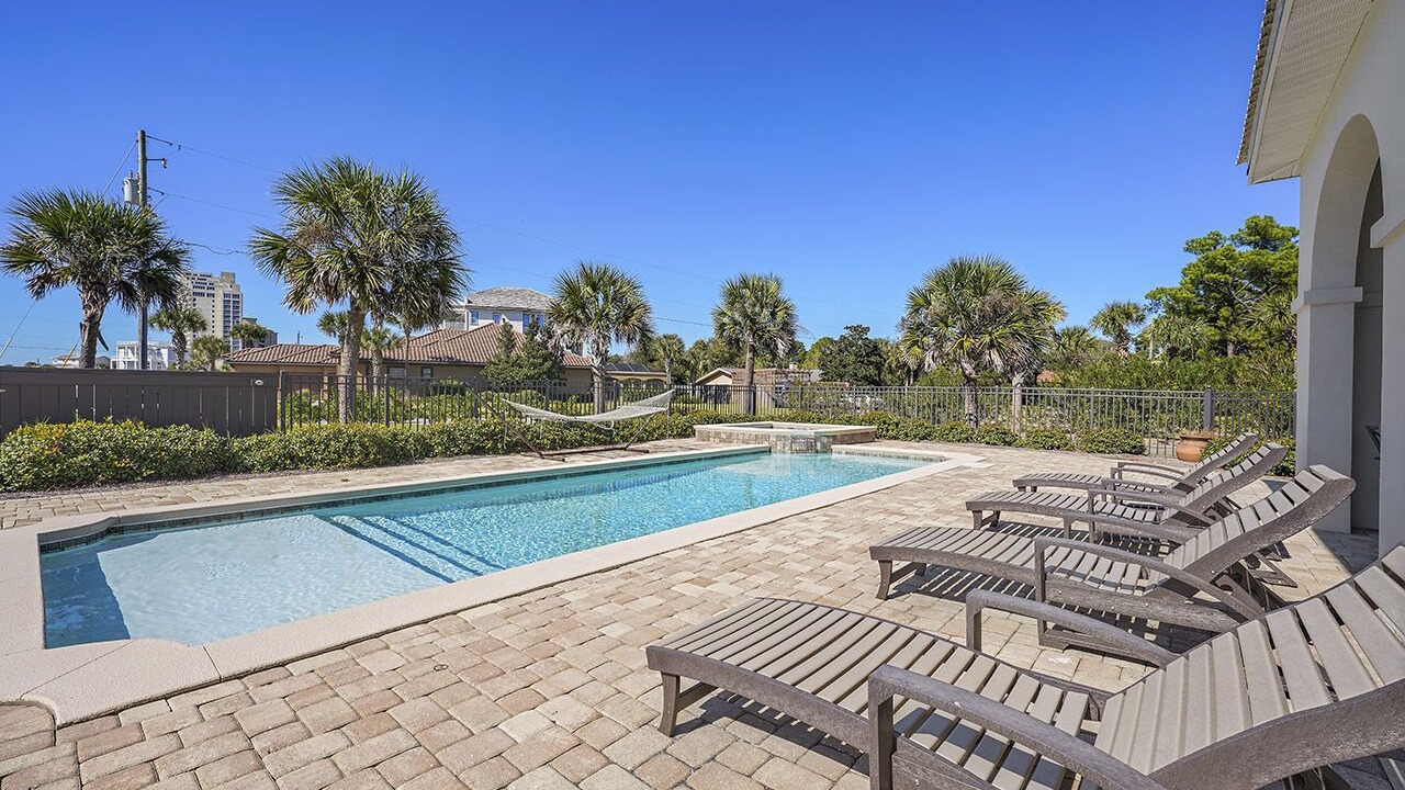 Photo of Outdoor in Gulf Pines