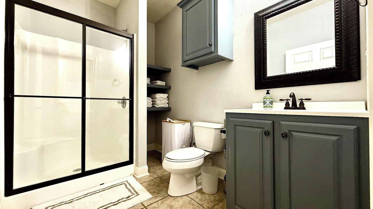 Photo of Bathroom in Hackberry