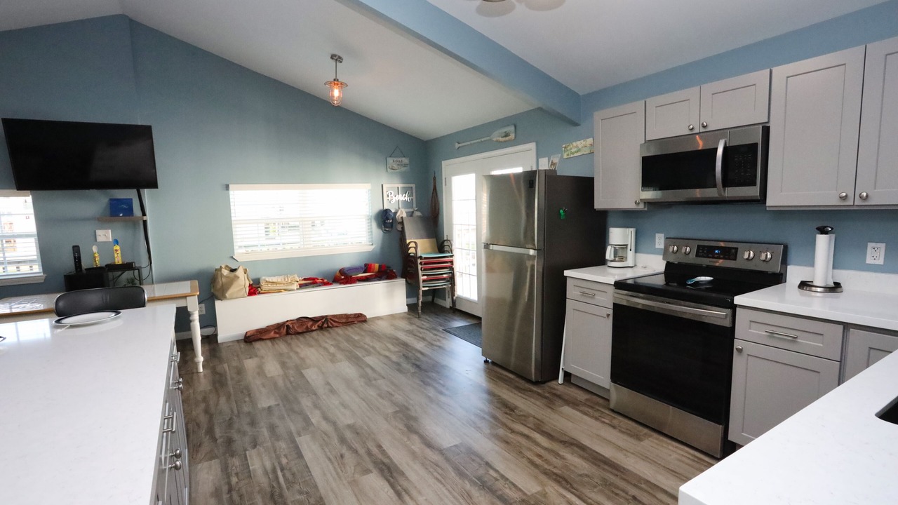 Photo of Kitchen in Jamaica Beach