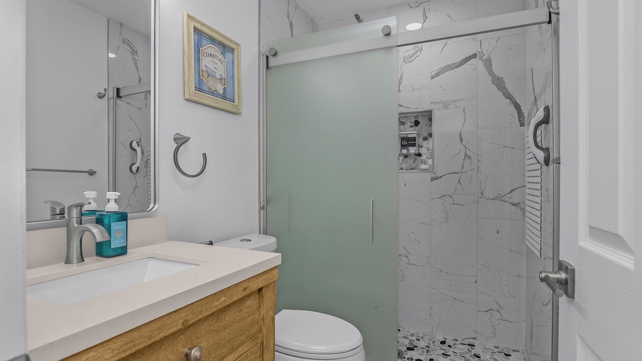 Photo of Bathroom in Naples Park