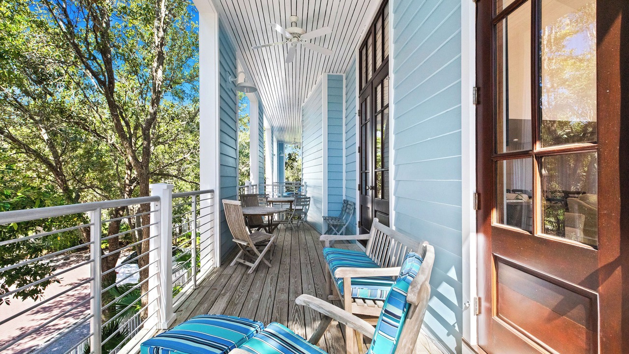 Photo of Patio Balcony in Seaside