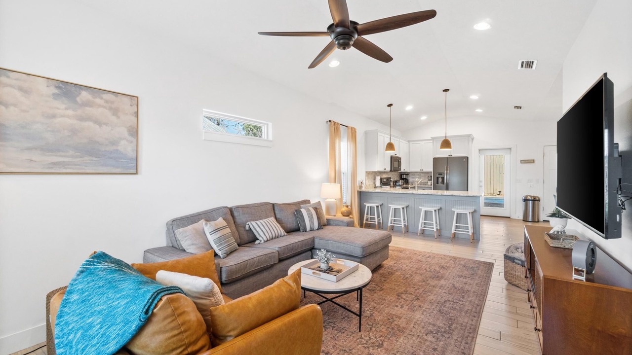 Photo of Livingroom in Riviera Beach