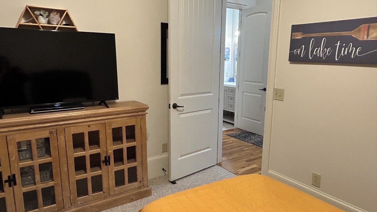 Photo of Bedroom in Dadeville