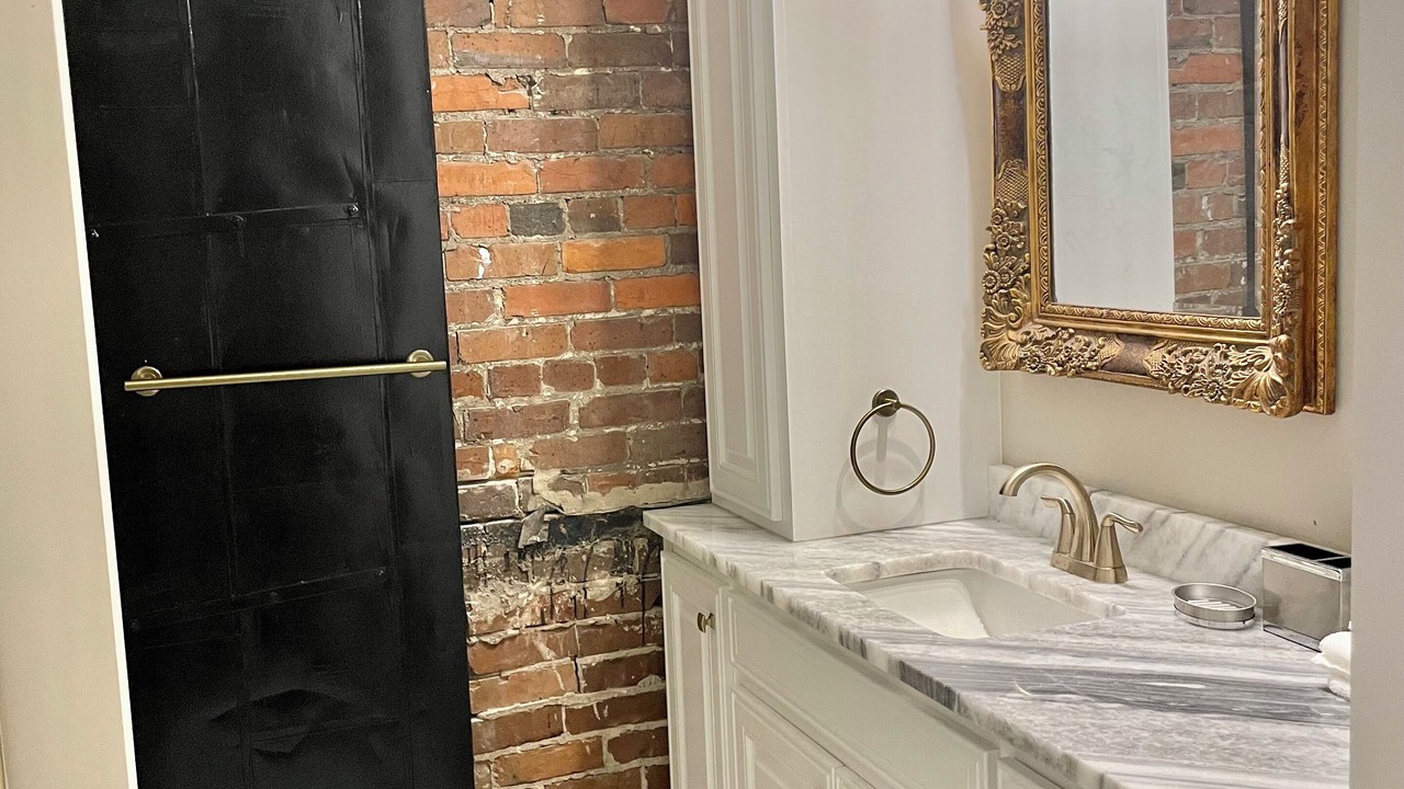 Photo of Bathroom in Crowley