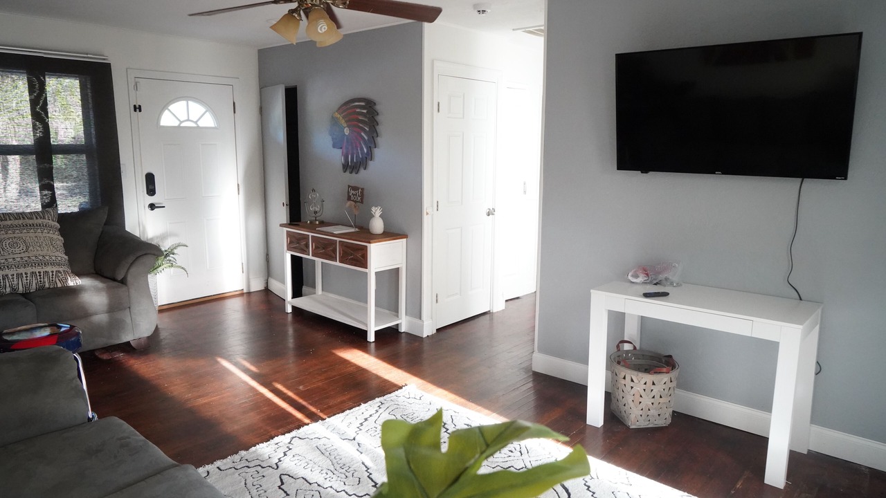 Photo of Livingroom in Pasadena On The Gulf