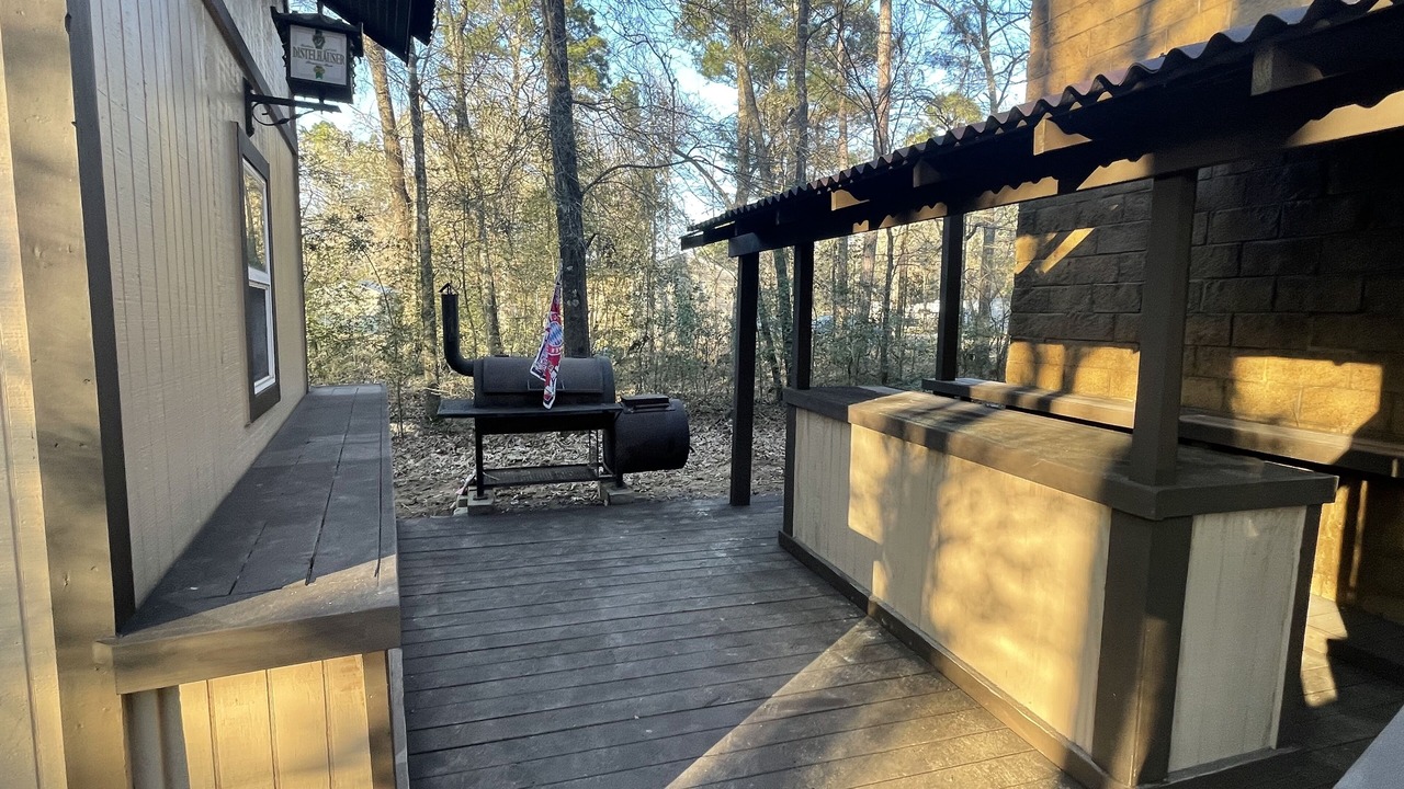 Photo of Patio Balcony in West Livingston