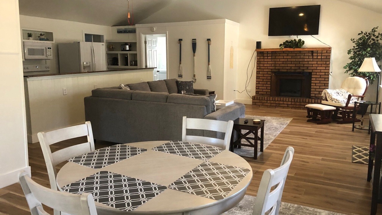 Photo of Livingroom in Long Beach