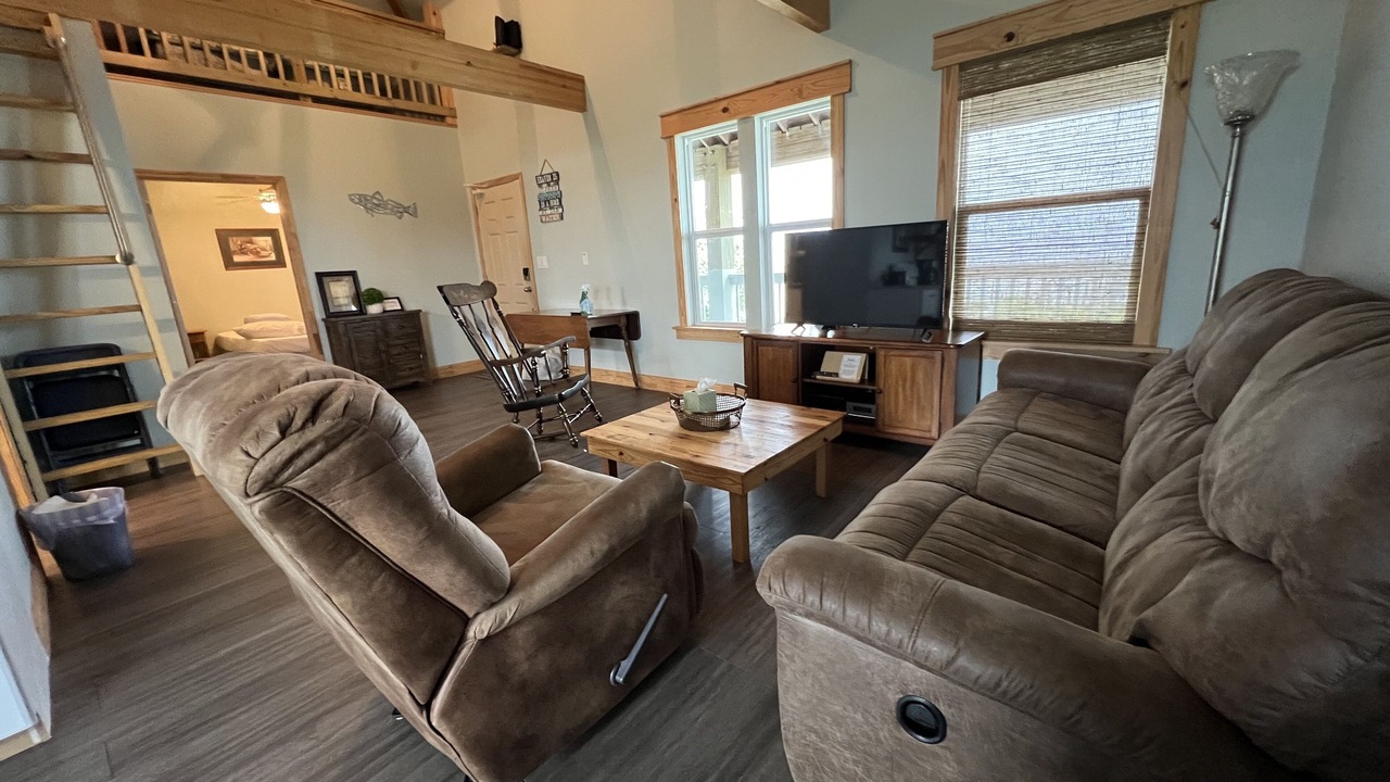Photo of Bedroom in Lakeview  Jefferson County