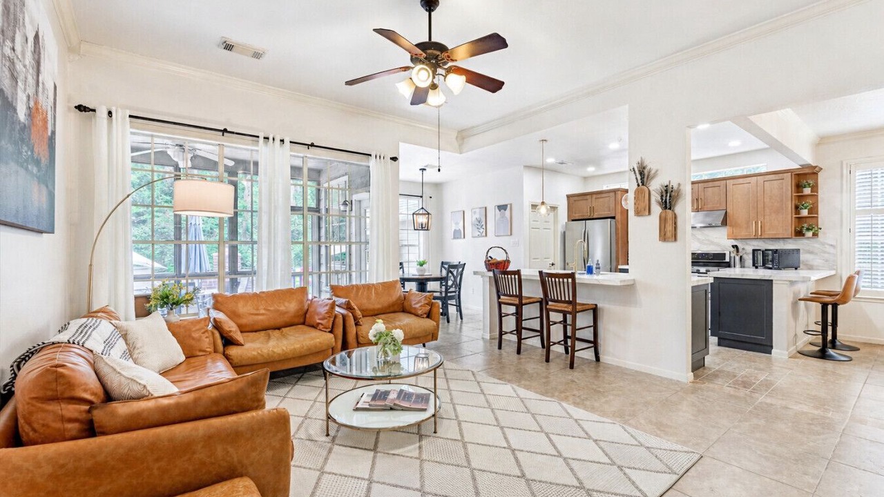 Photo of Bedroom in Indian Springs