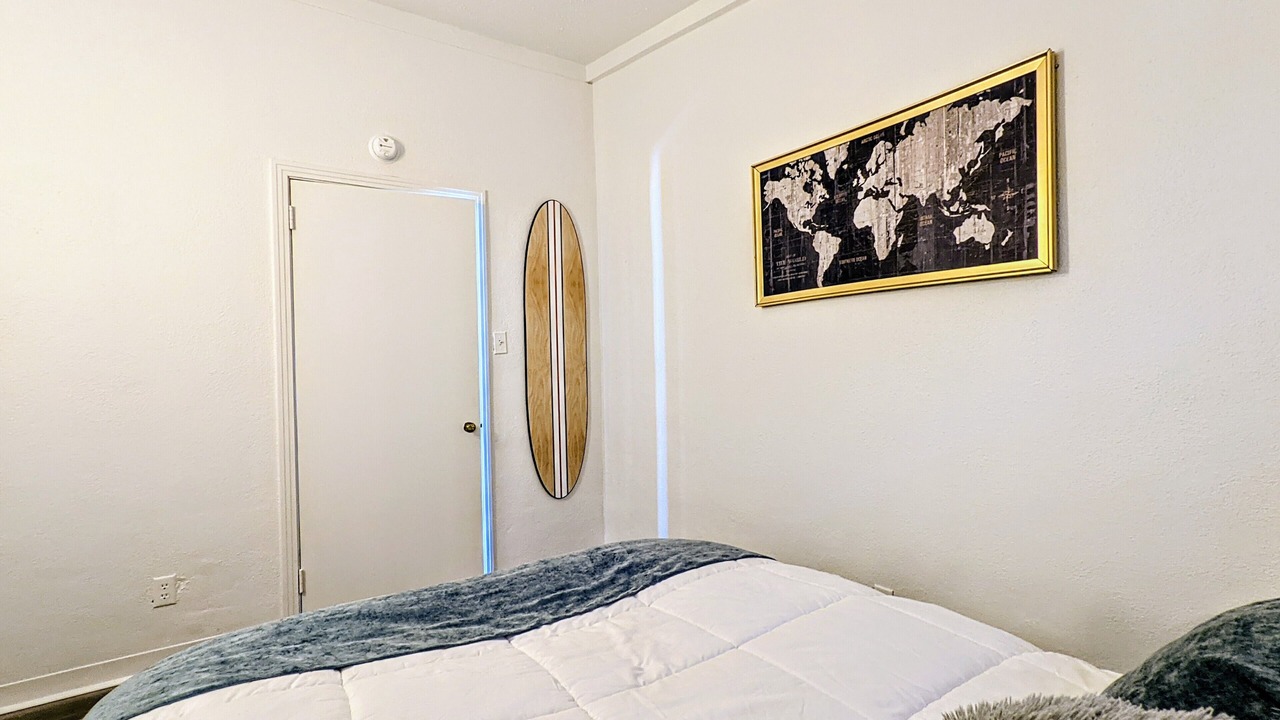 Photo of Bedroom in Hollywood Beach
