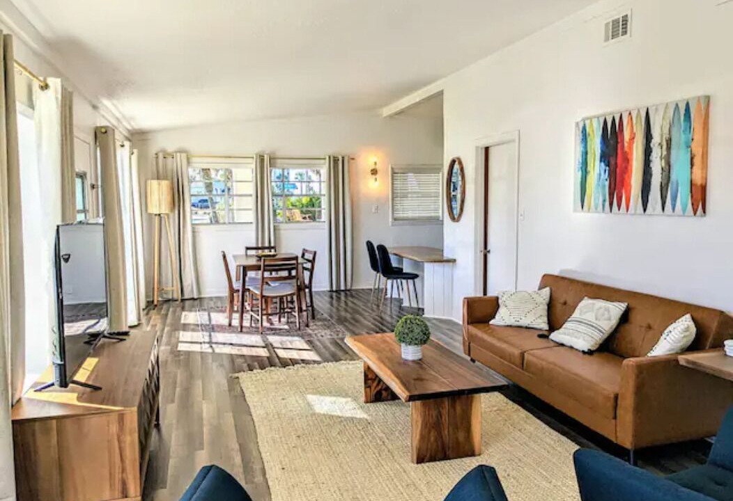 Photo of Livingroom in Hollywood Beach