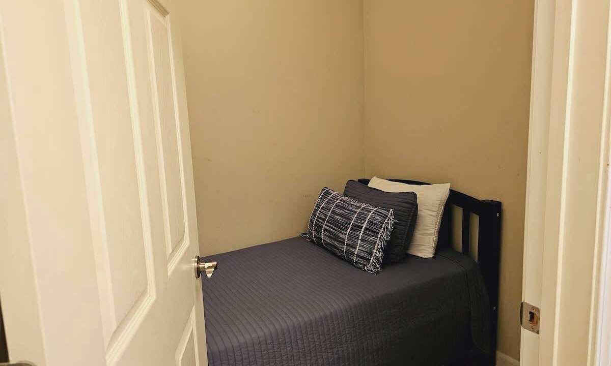 Photo of Bedroom in Gulfport