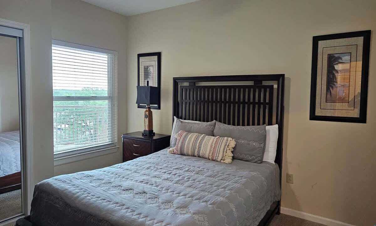 Photo of Bedroom in Gulfport