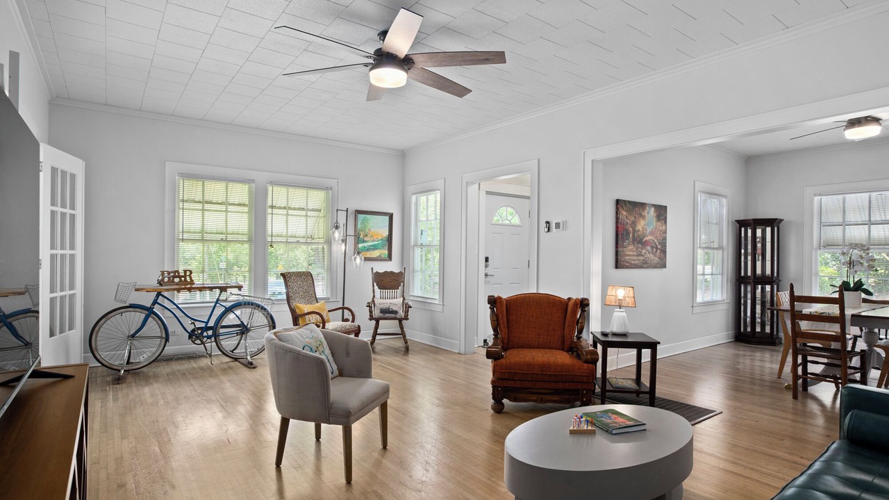 Photo of Livingroom in Laurel