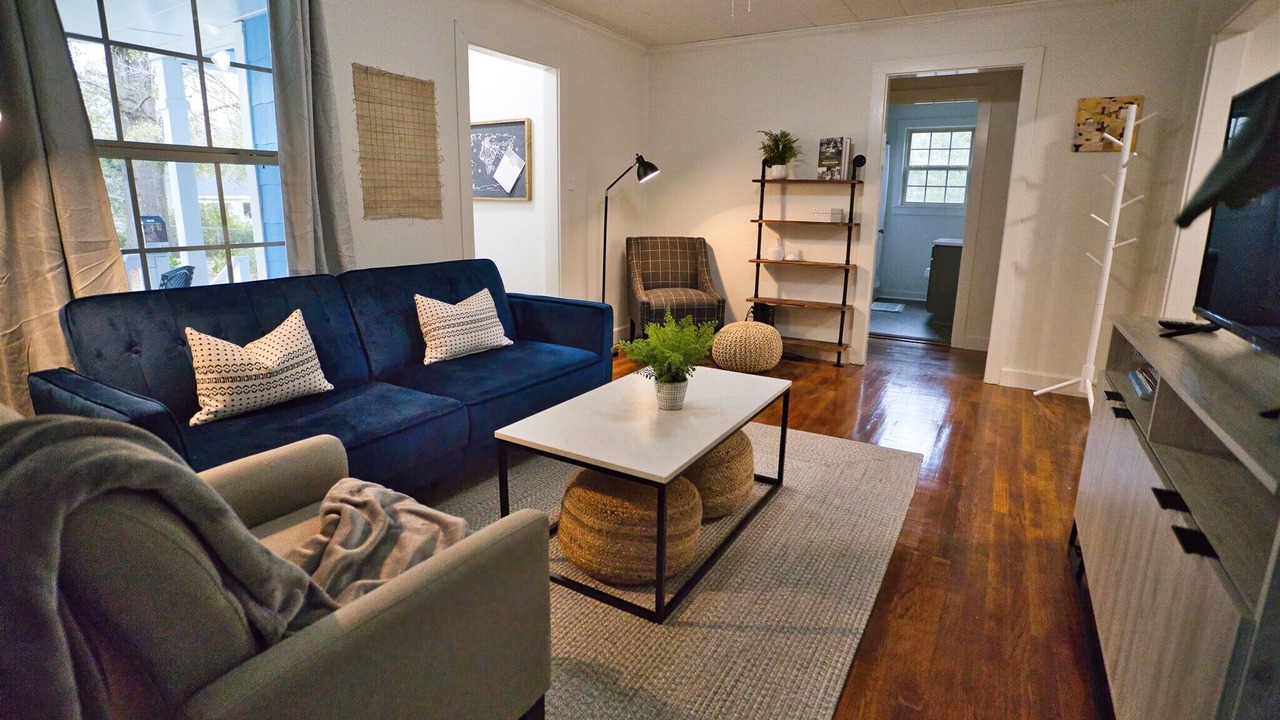 Photo of Livingroom in Laurel