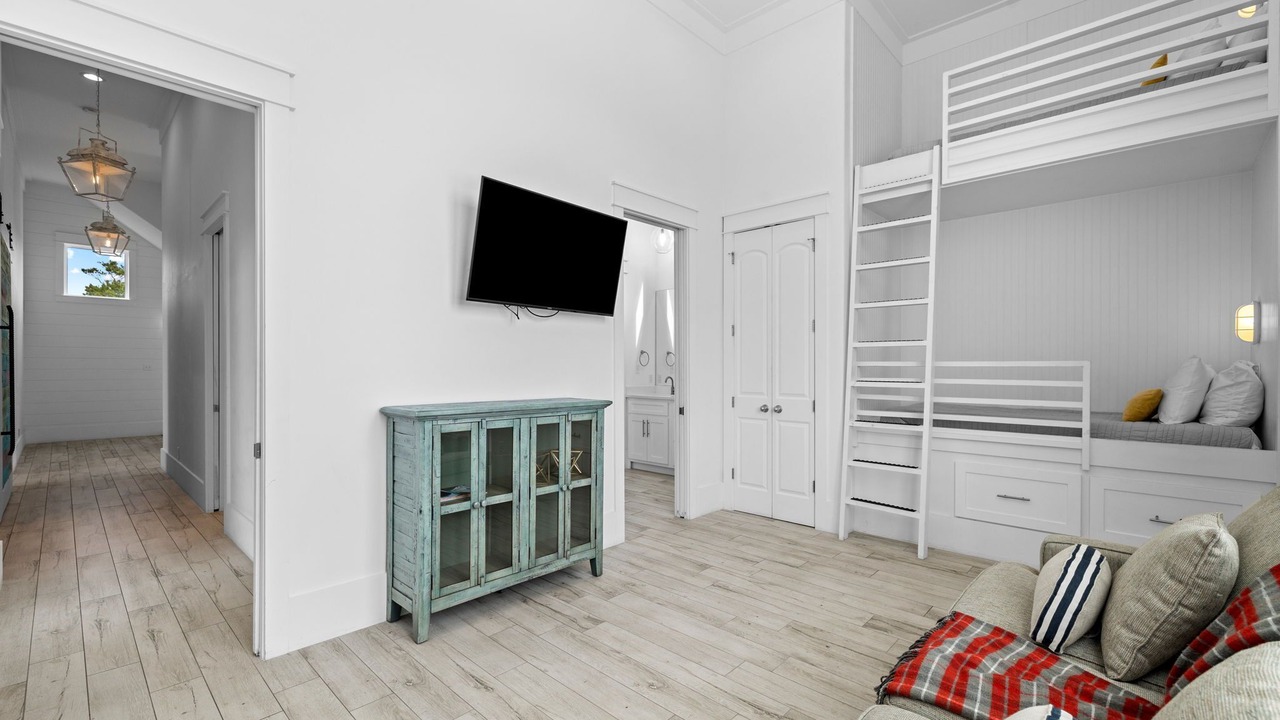 Photo of Bedroom in Inlet Beach