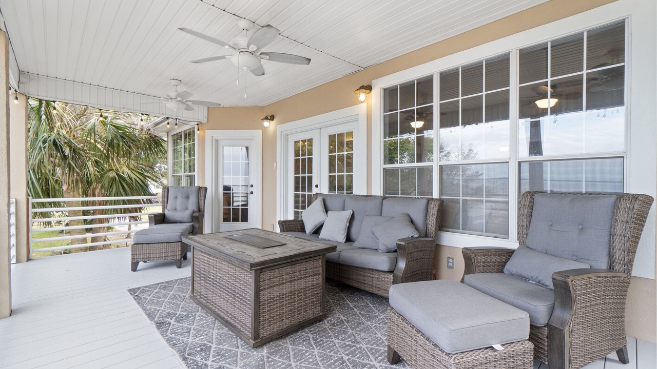 Photo of Patio Balcony in Ono Island