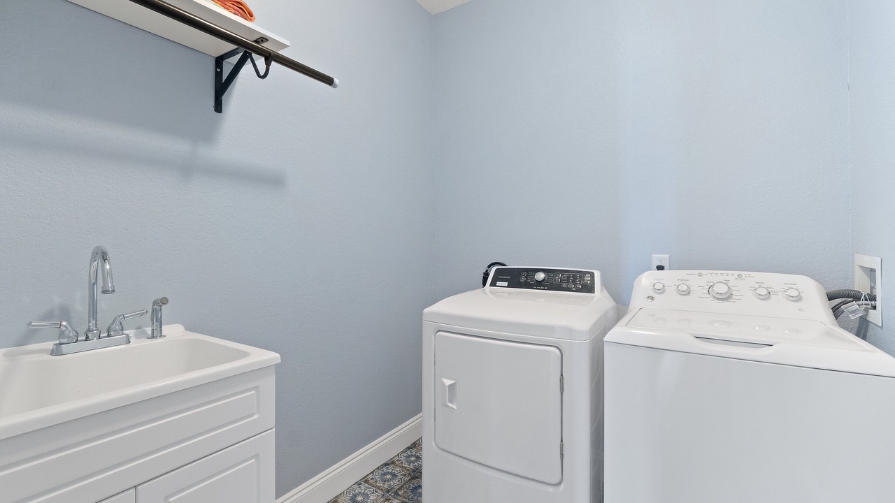 Photo of Bathroom in Ono Island