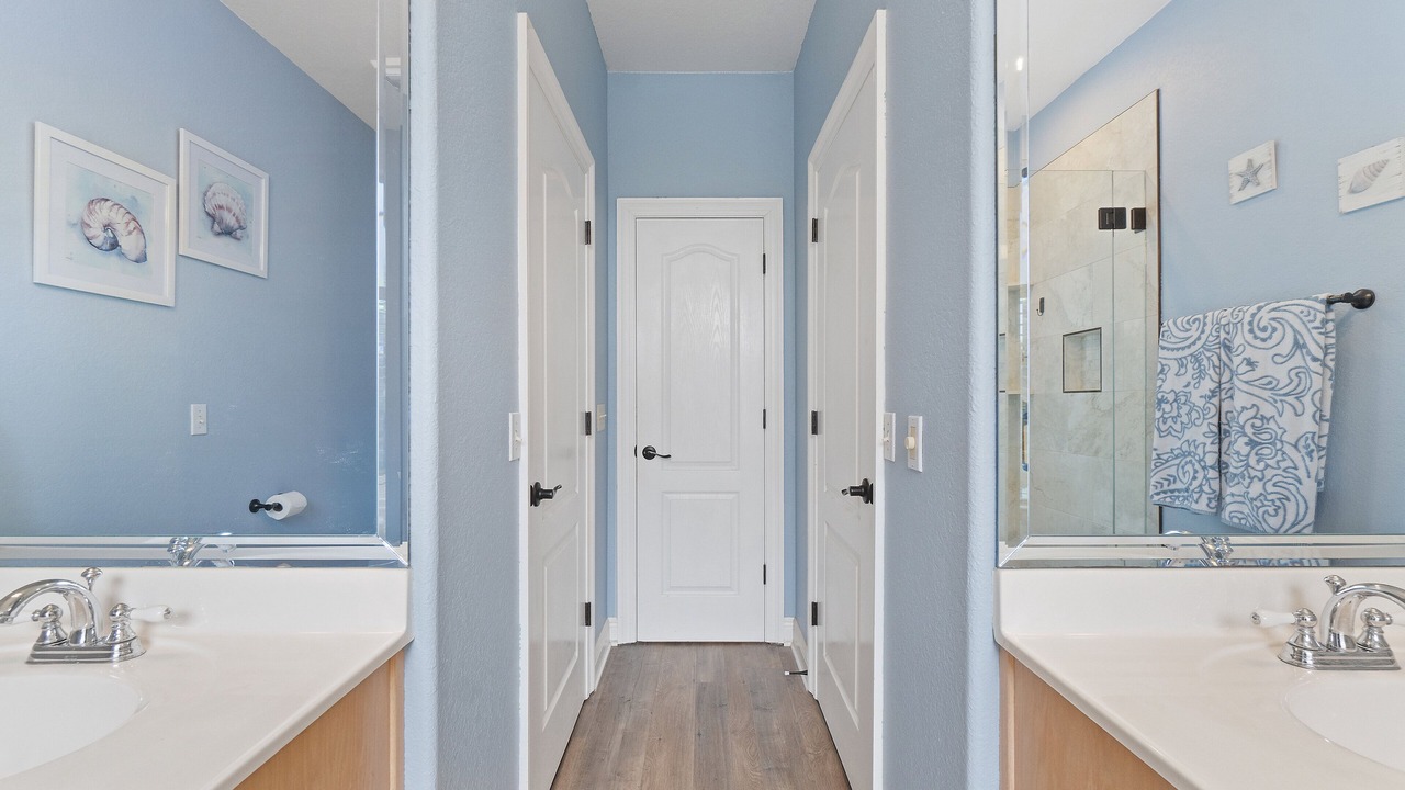 Photo of Bathroom in Ono Island