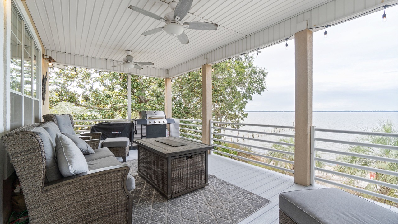 Photo of Patio Balcony in Ono Island