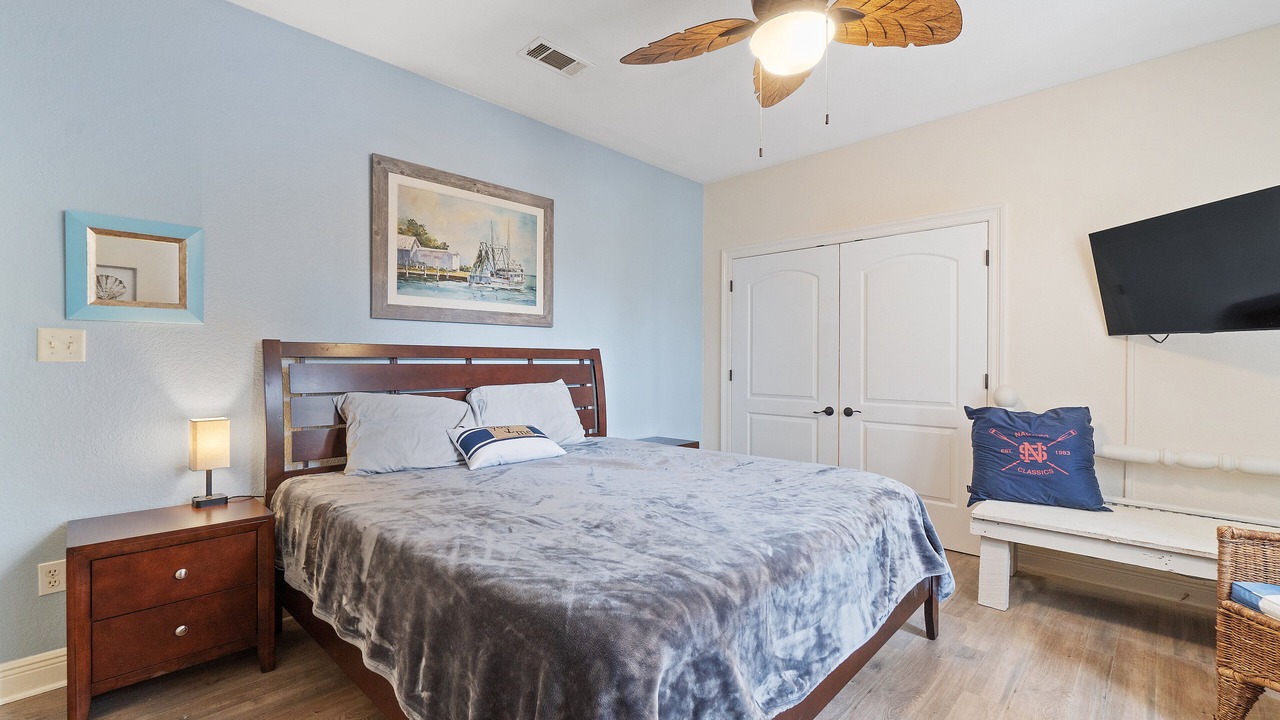 Photo of Bedroom in Ono Island