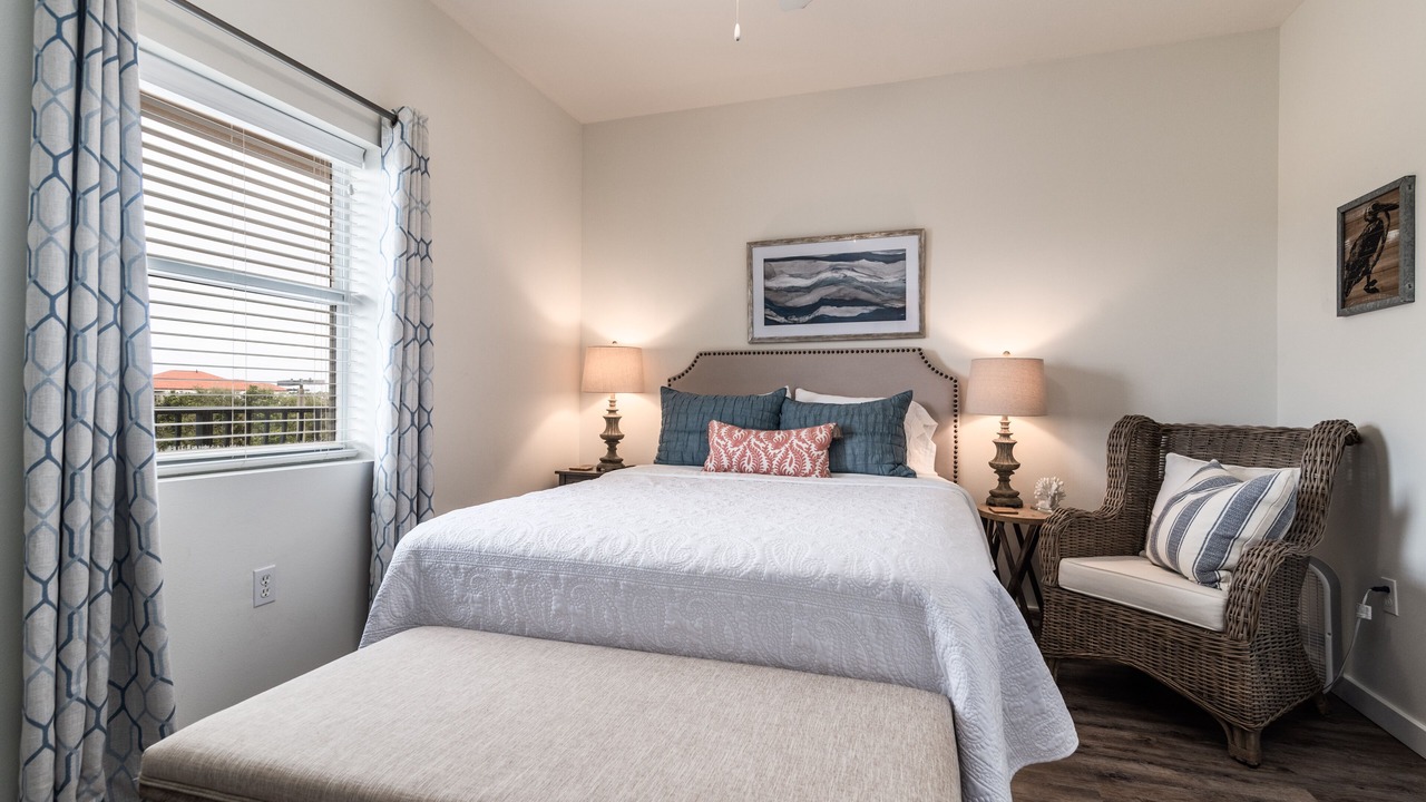 Photo of Bedroom in Frangista Beach