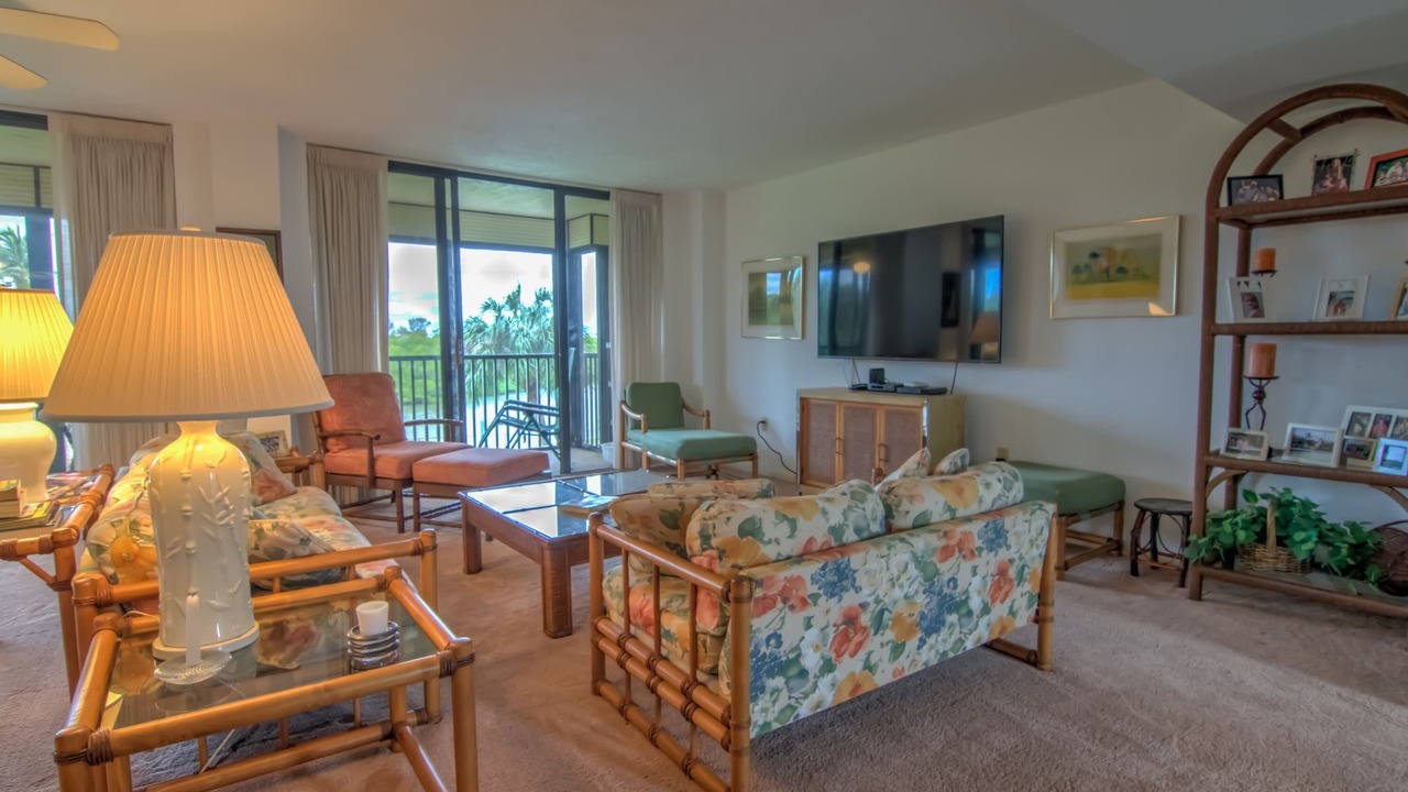 Photo of Bedroom in Vanderbilt Beach