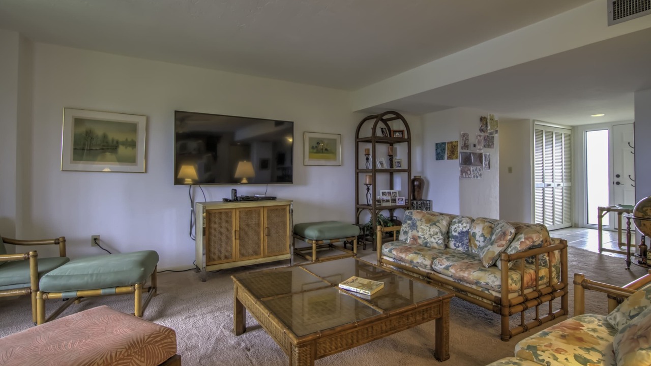 Photo of Bedroom in Vanderbilt Beach