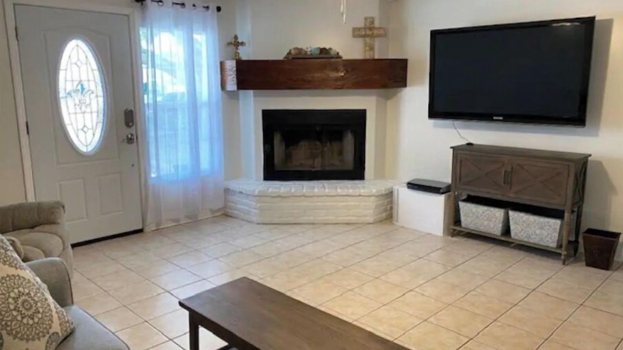 Photo of Livingroom in Scott