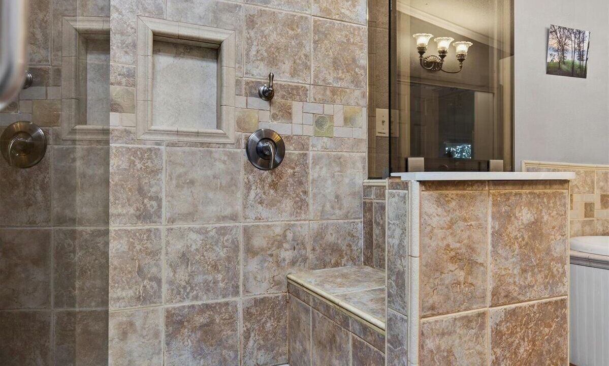 Photo of Bathroom in Enchanted Oaks