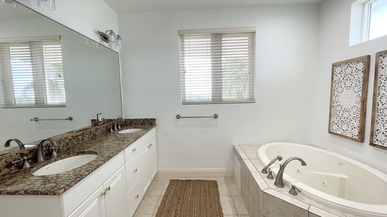 Photo of Bathroom in Laguna Beach Estates