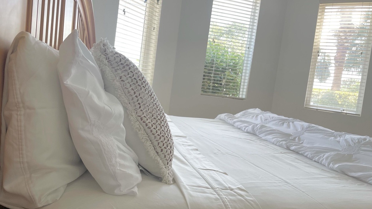 Photo of Bedroom in Laguna Beach Estates