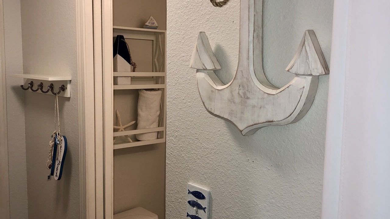Photo of Bathroom in Gulf Place