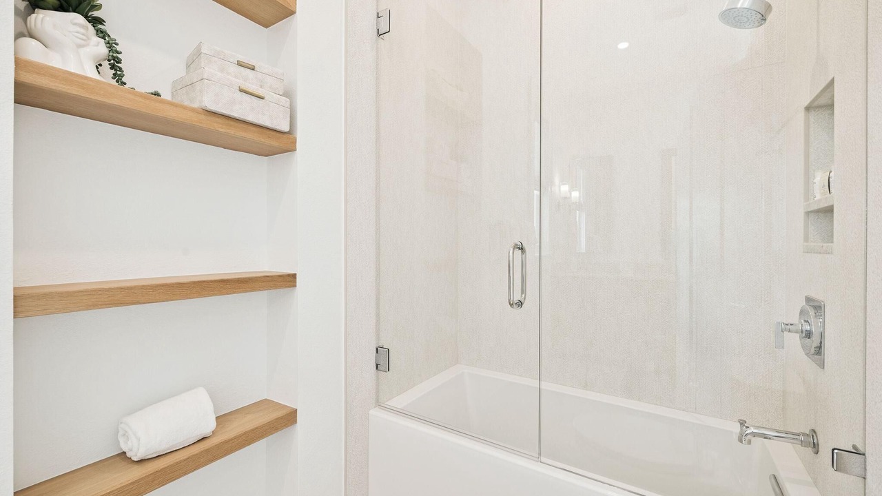 Photo of Bathroom in Rosemary Beach