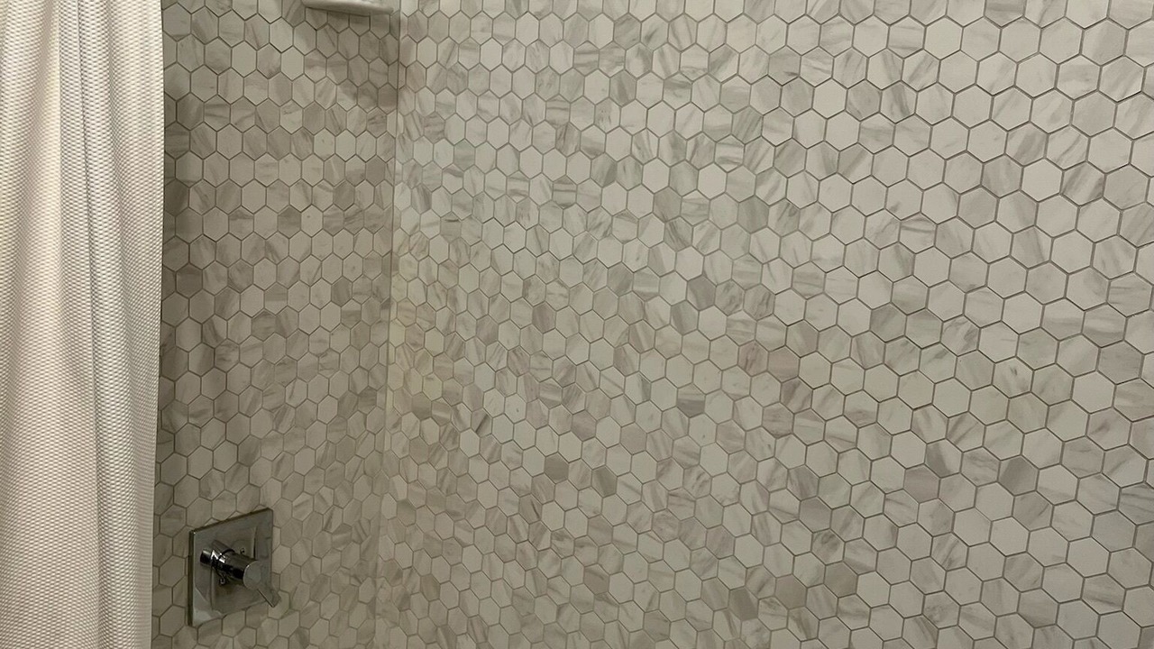 Photo of Bathroom in Tulane - Gravier