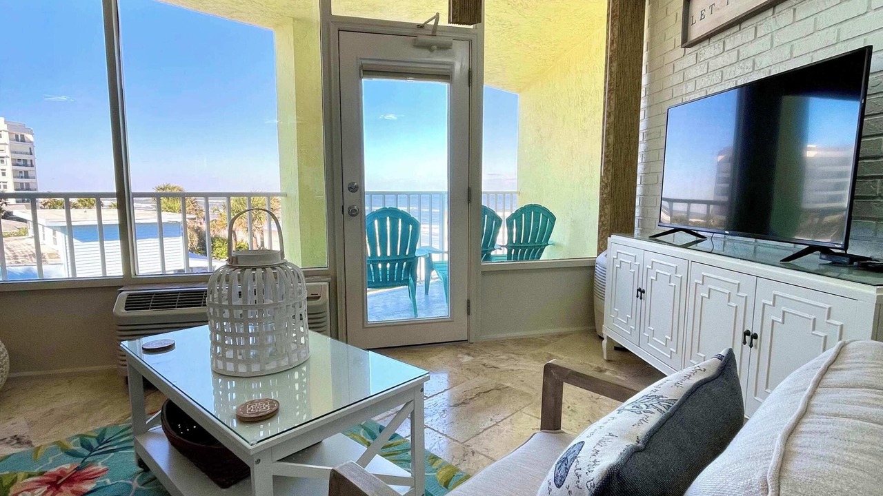 Photo of Livingroom in Ormond Beach