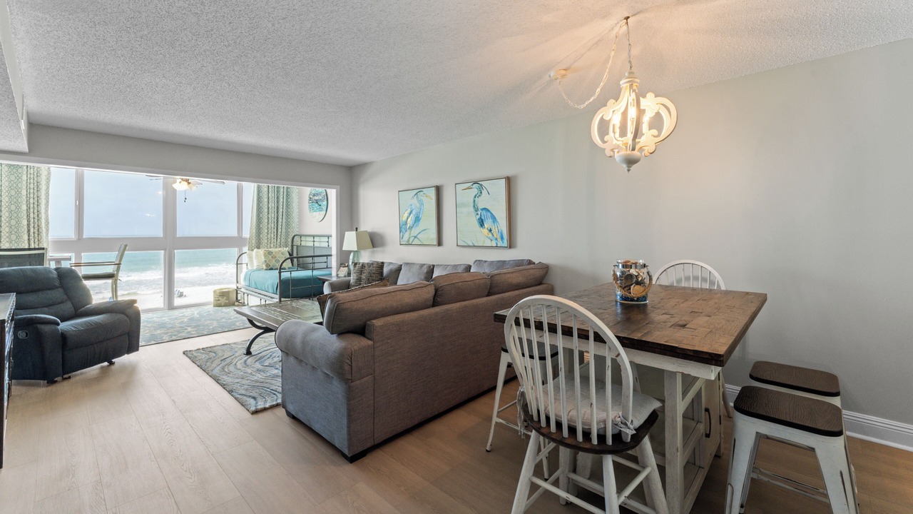 Photo of Livingroom in Gulf Shores