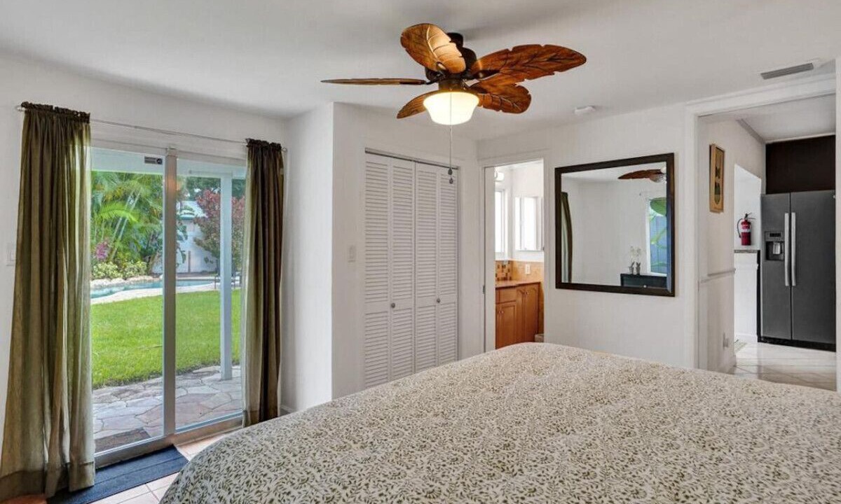 Photo of Bedroom in Wilton Manors