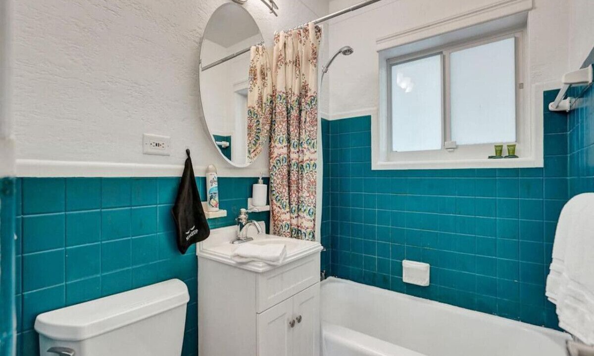 Photo of Bathroom in Wilton Manors