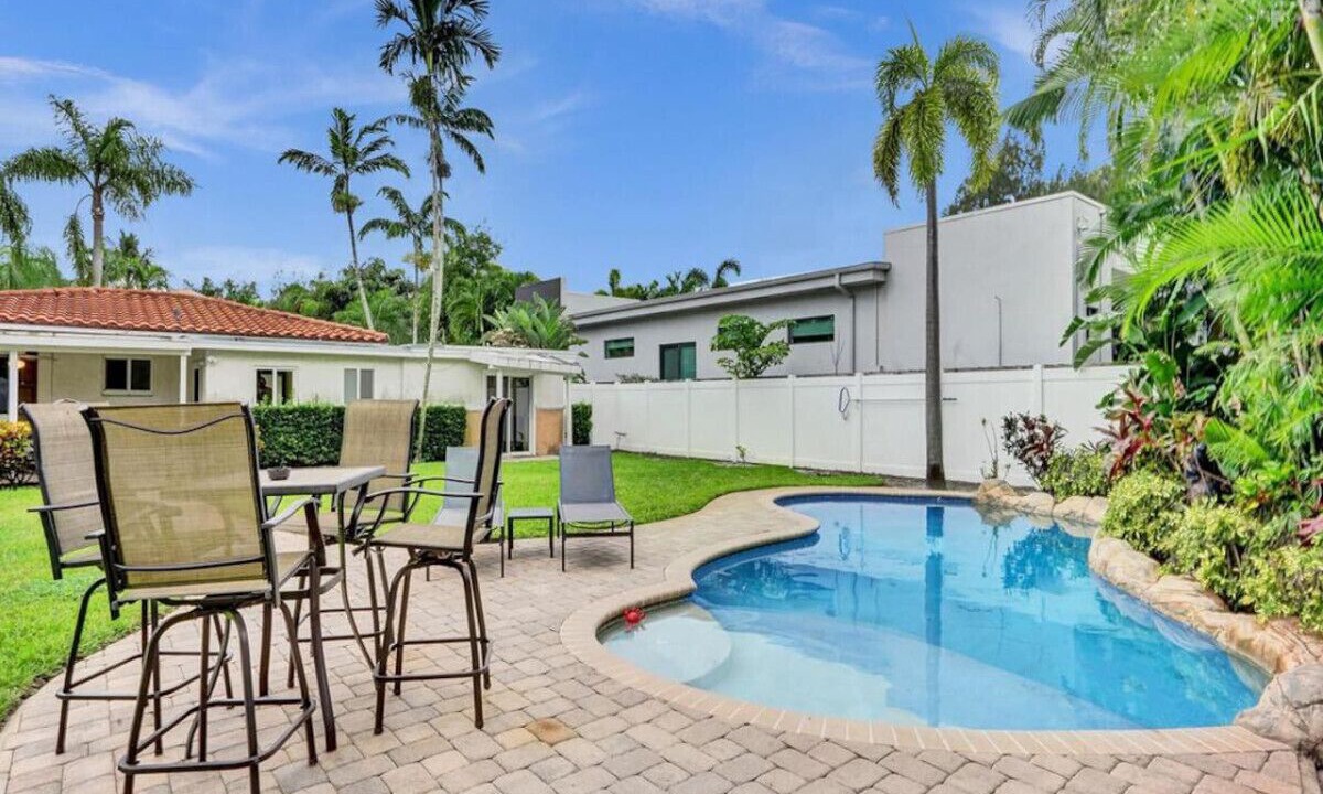 Photo of Outdoor in Wilton Manors
