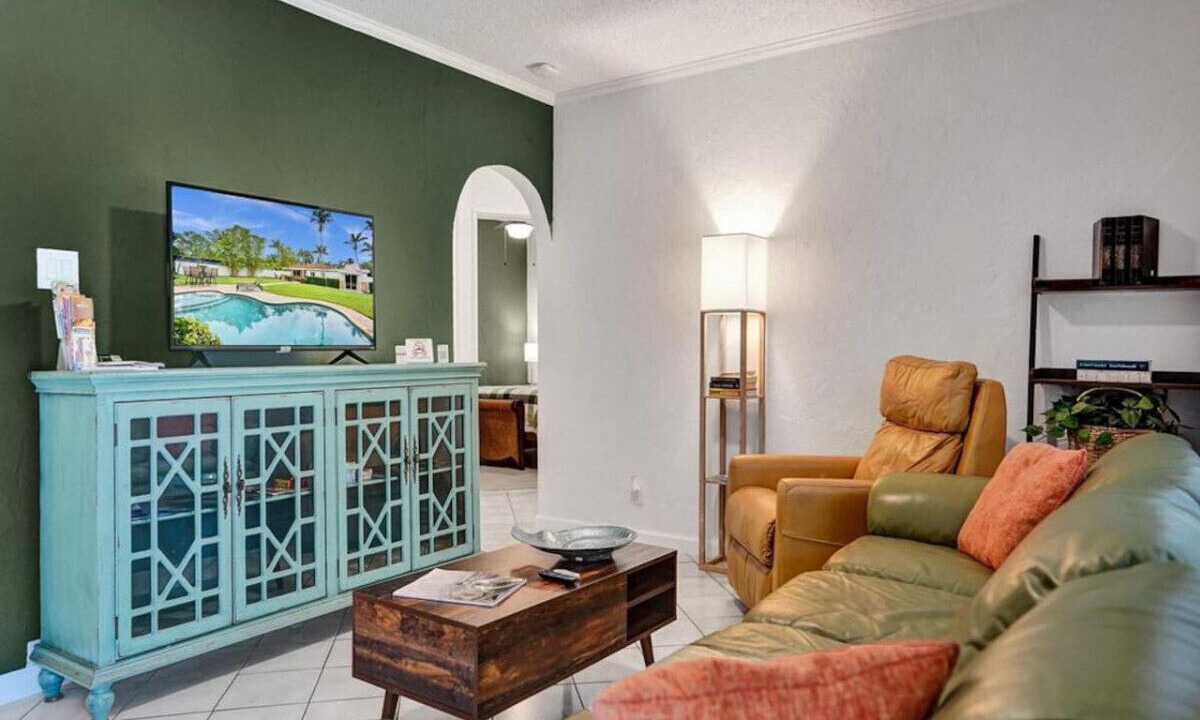 Photo of Livingroom in Wilton Manors