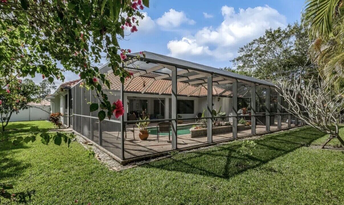 Photo of Outdoor in Naples