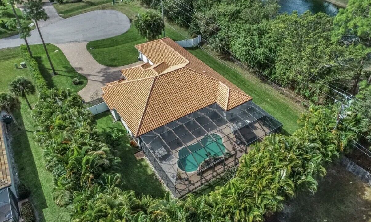 Photo of Outdoor in Naples