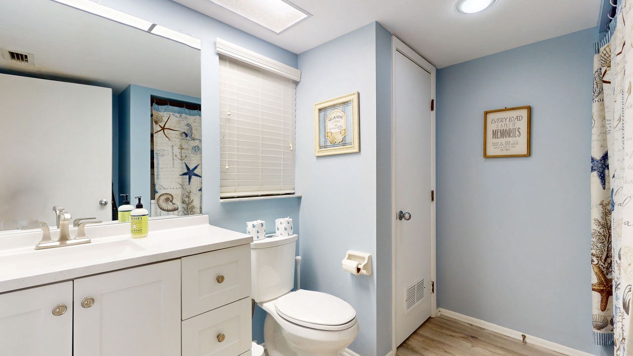 Photo of Bathroom in South Island