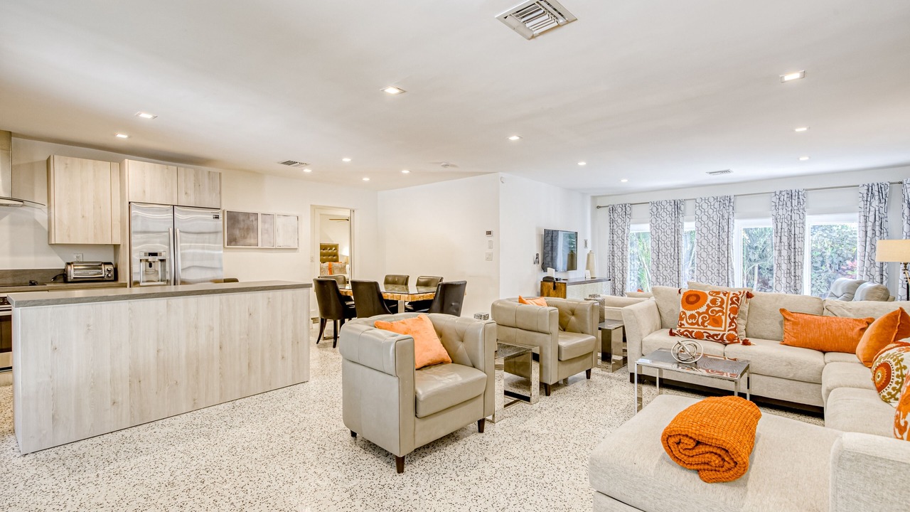 Photo of Livingroom in Wilton Manors