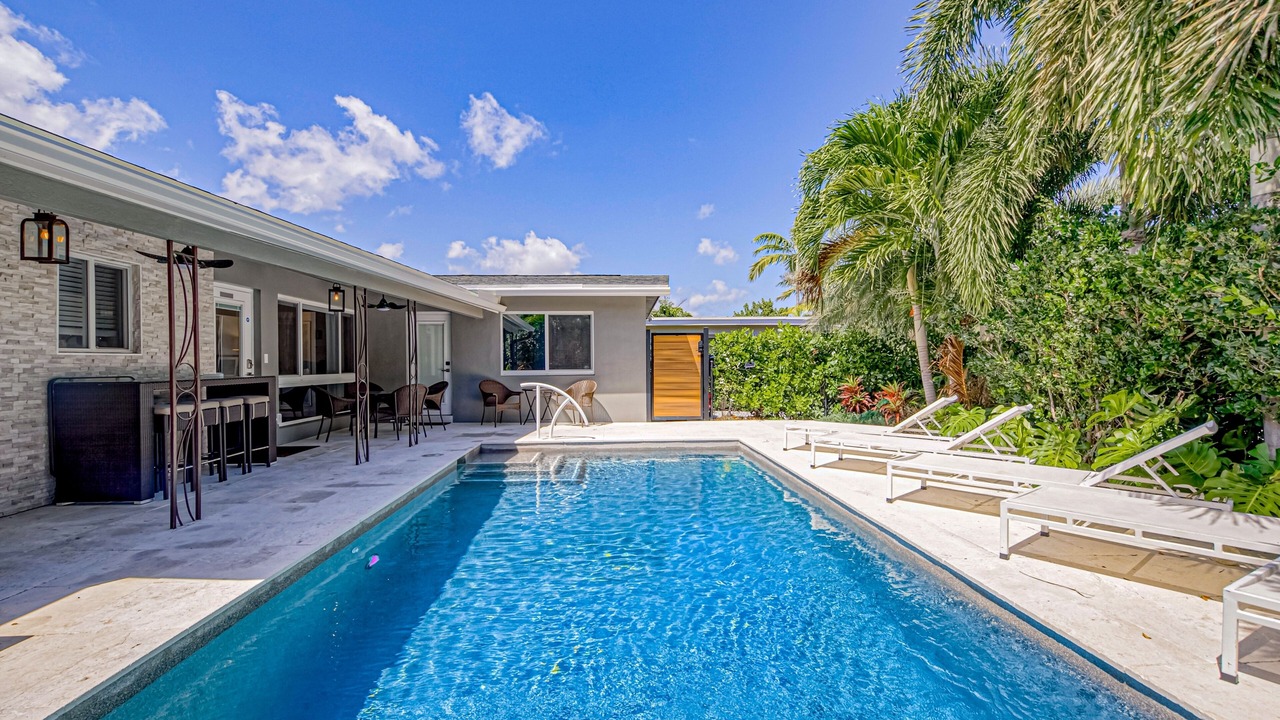 Photo of Outdoor in Wilton Manors