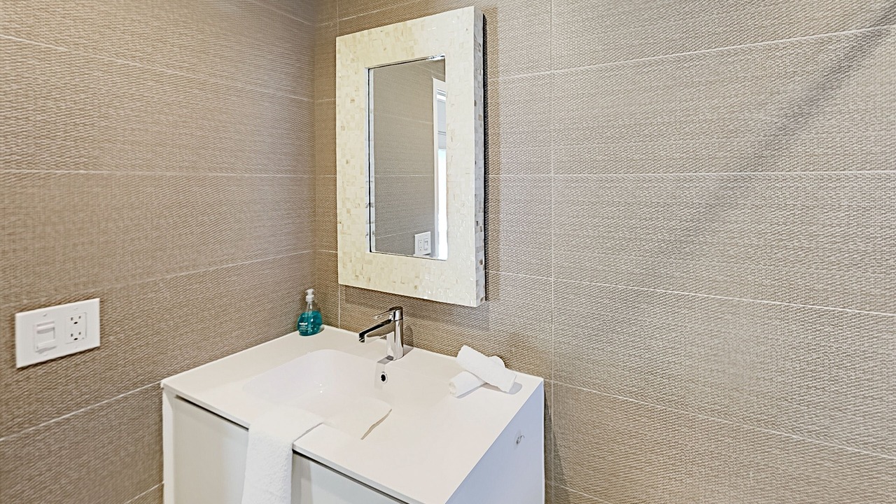 Photo of Bathroom in Wilton Manors